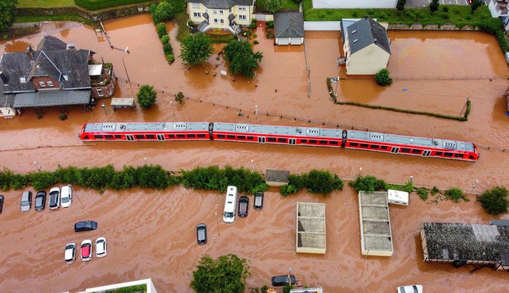 German railway : floods caused $1.5 billion damage to network