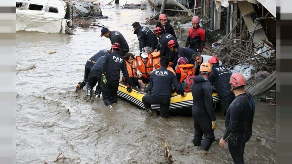 Death rate reached to 40 due to flood near Black sea
