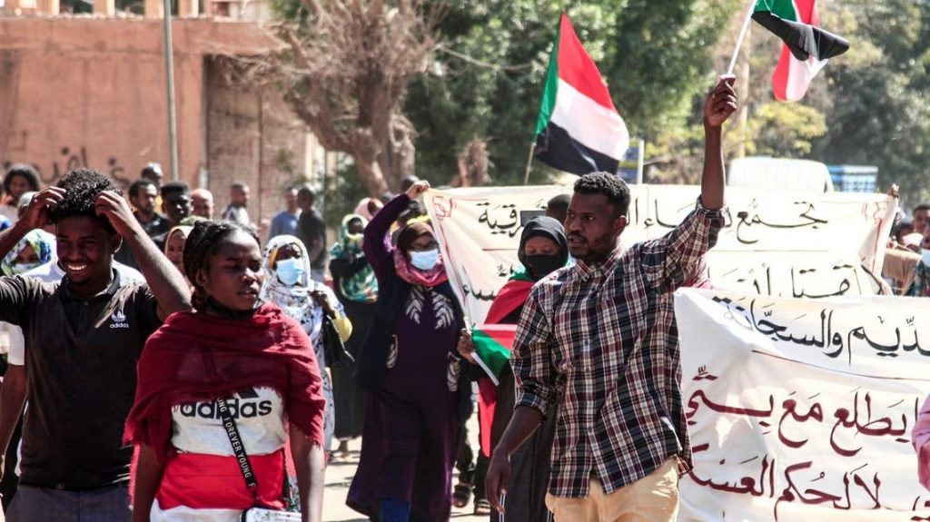 One protester dies as security forces confront crowds in Khartoum