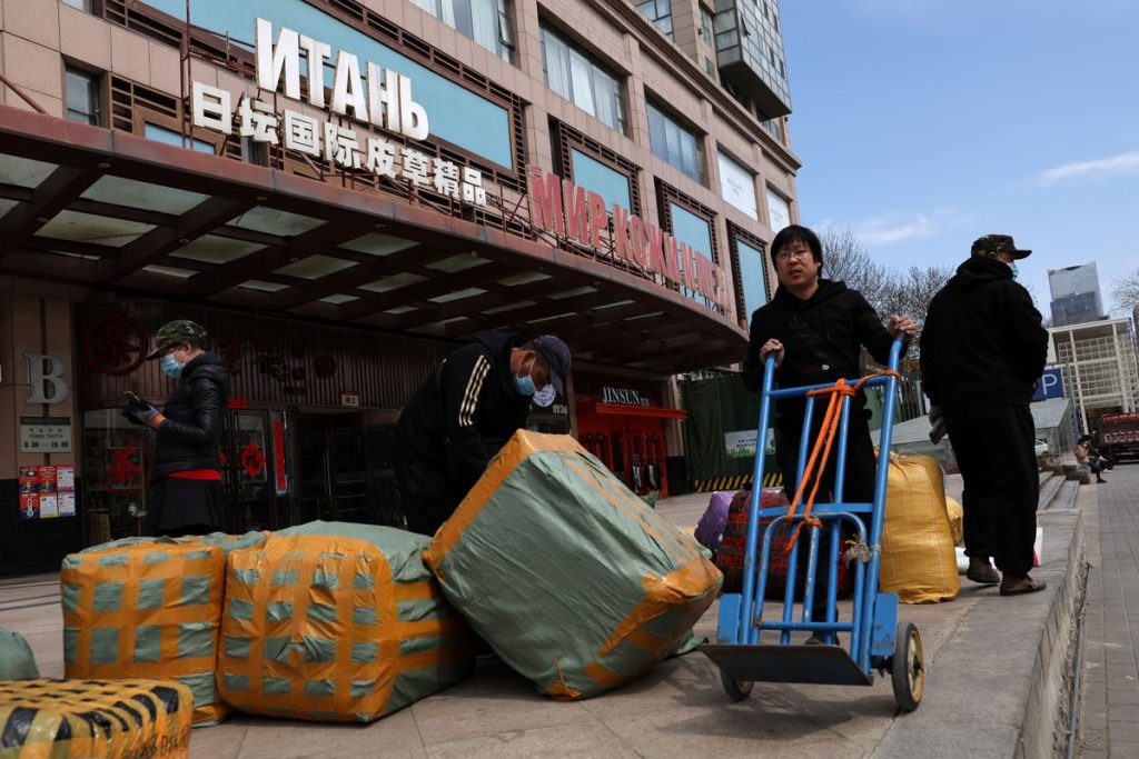 Russia expects trade with China to reach $200 billion by 2024, Ifax reports
