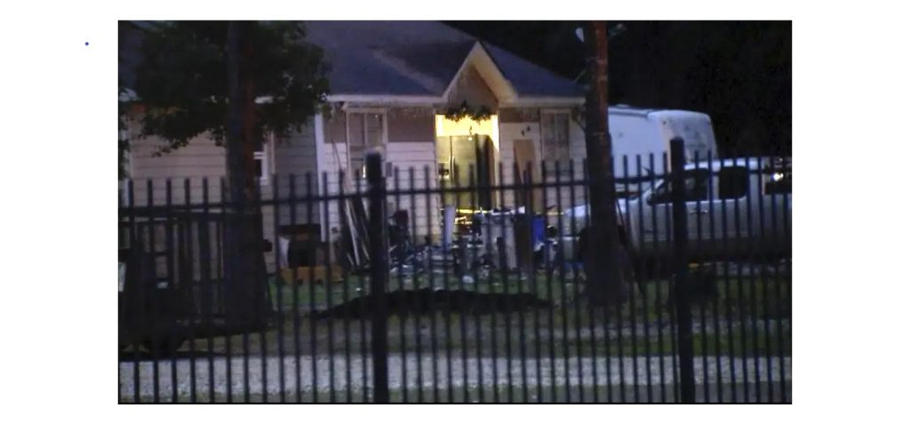 Man kills 5 in Texas after family complained about gunfire