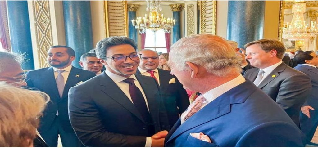 Sheikh Mansour bin Zayed meets King Charles III at royal reception
