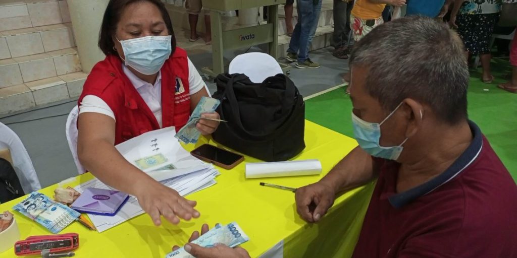 Mahihirap, puwede nang kumuha ng ayuda sa mga satellite office — DSWD