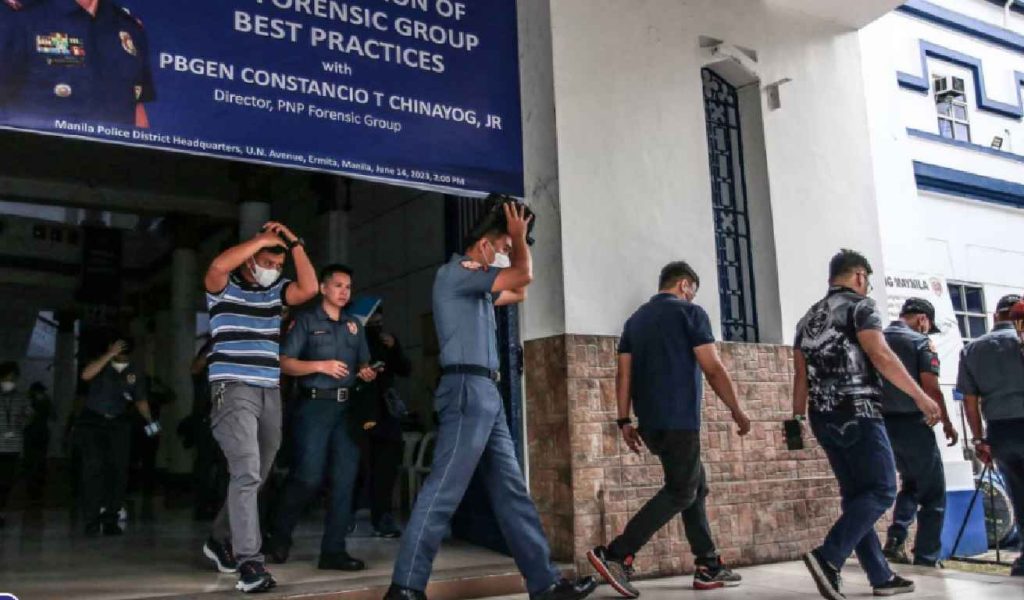 Mga pulis-Maynila, nag-evacuate dahil sa lindol